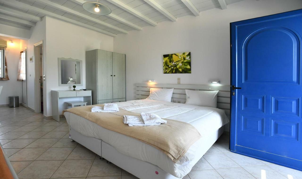 Nostos Beachfront Apartments & Studios Agios Loannis Exterior foto